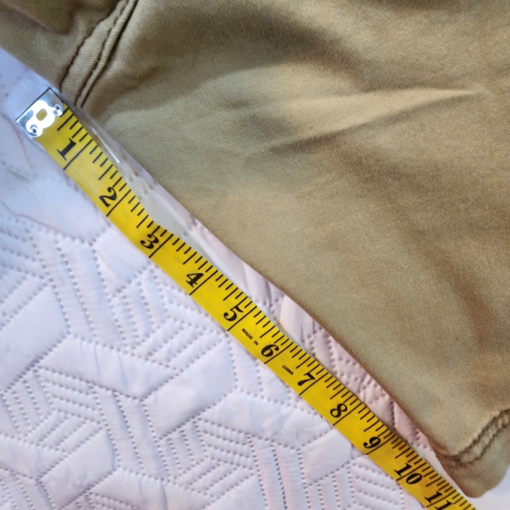 Levis Strauss Shorts Mens Cargo Khakis Sz 36 Inside Outside Front‎ Pocket Zip - Picture 9 of 11